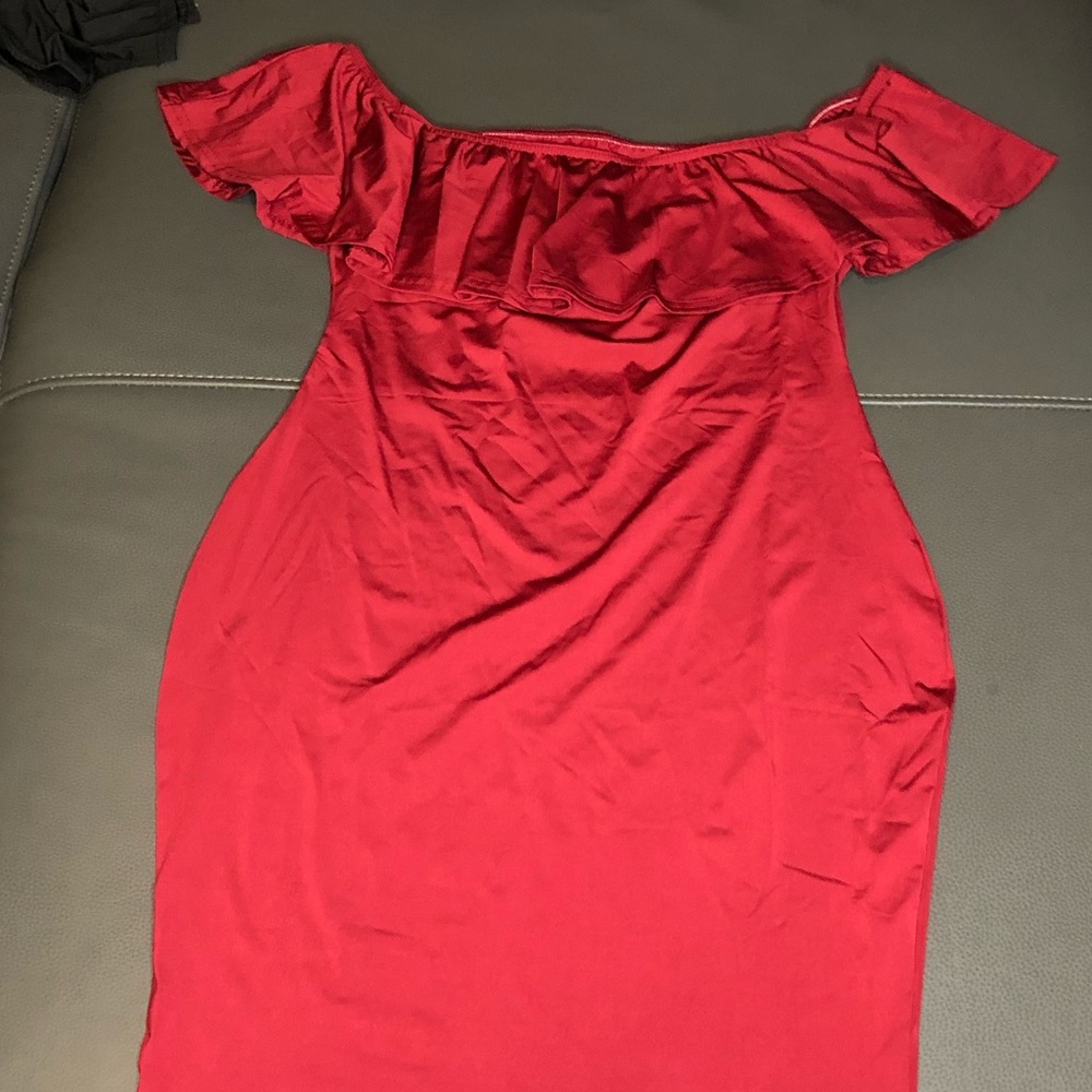 Maroon off the shoulder dress New no tags